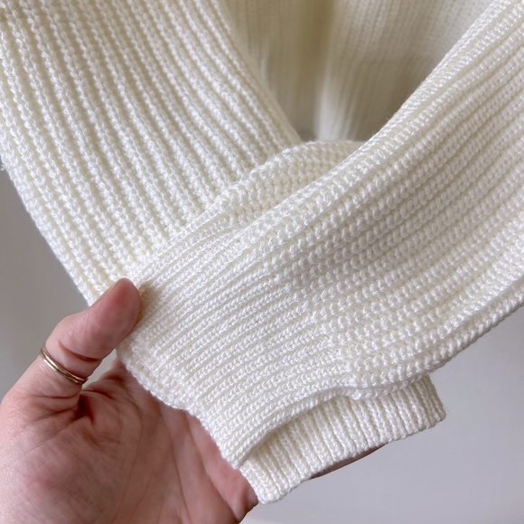 Cable knit sweater NWTS cream small Hearts and Saints - Picture 2 of 6